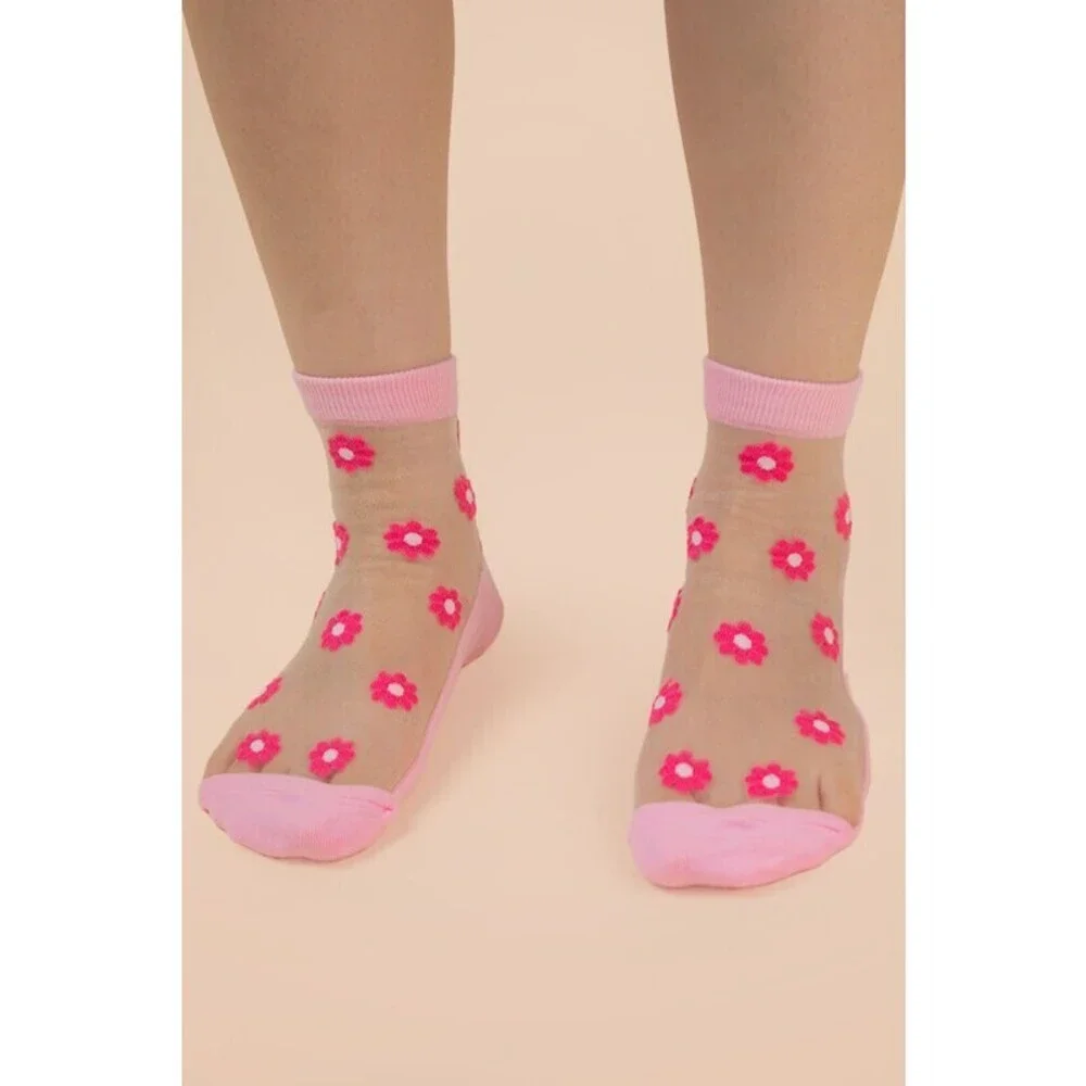 SC10032A LP Very J Floral Embroidered Mesh Ankle Socks Lt. Pink One Size